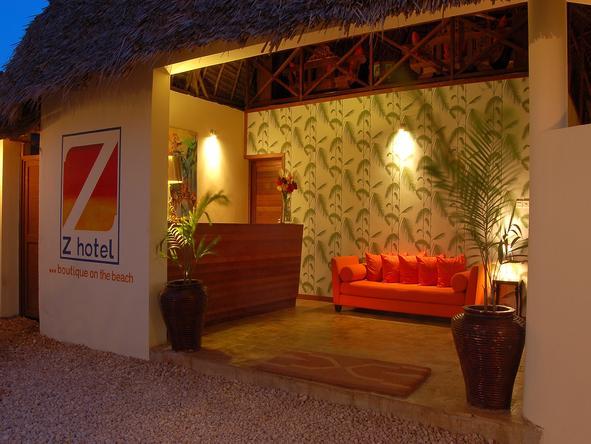 The Z Hotel - Entrance 